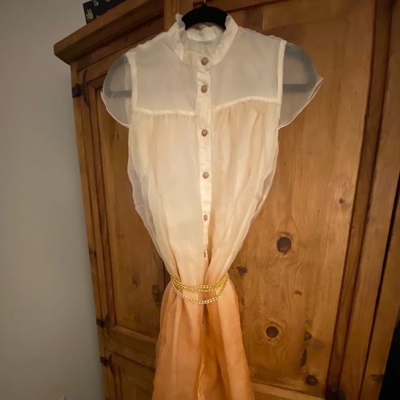 Dress - Picture 8 of 8